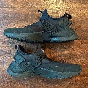 Nike Air Huarache Drift ‘Triple Black’